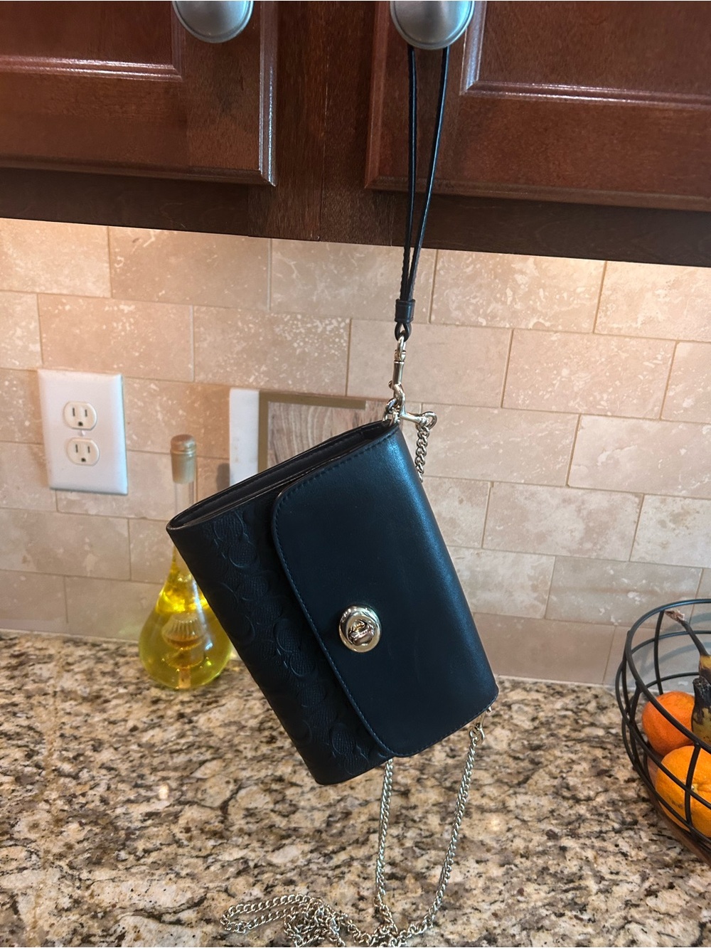 Coach Chain Crossbody Bag Wallet on Chain Wristlet Purse In Black Logo - Picture 3 of 12